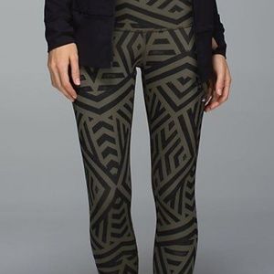 Lululemon crop leggings green and black geometric
